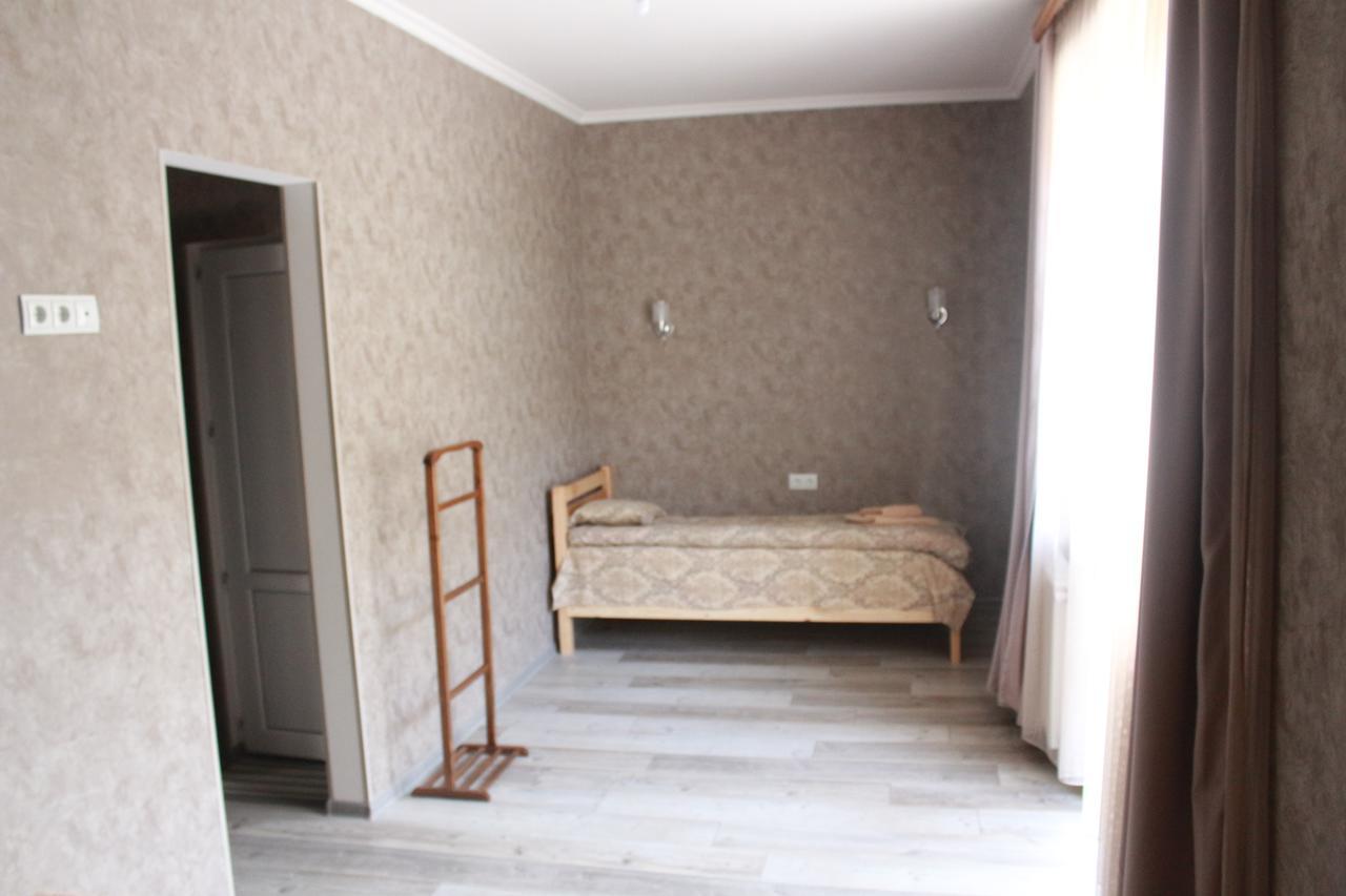 Hotel Gergeti Kazbegi Exteriör bild